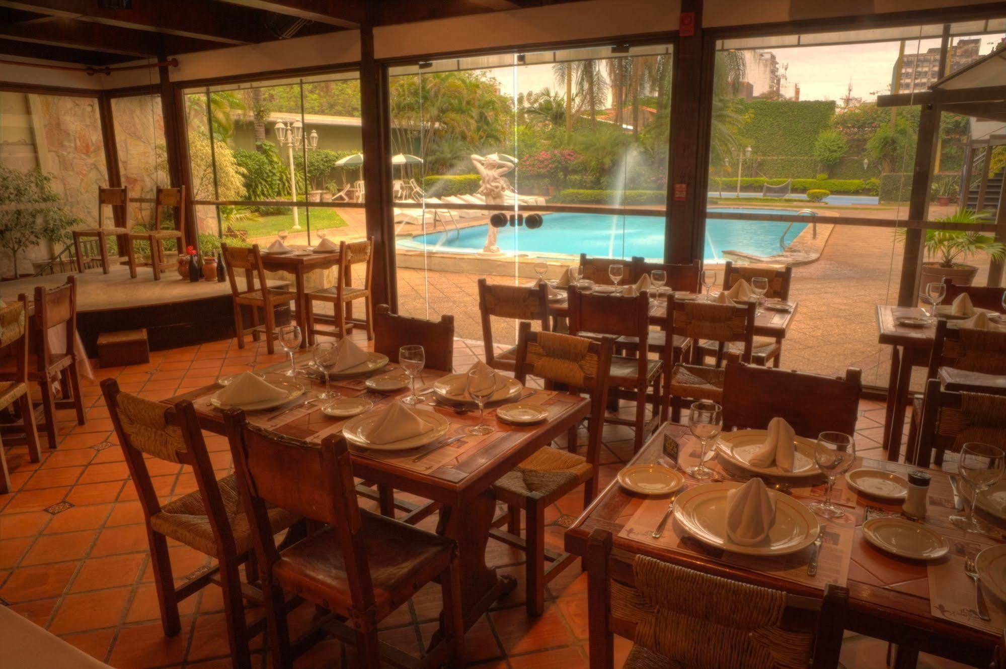 Excelsior Inn Asunción Zewnętrze zdjęcie